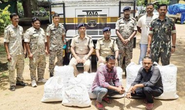 ट्रक से एक क्विंटल गांजा जब्त, यूपी के 2 बंदी, मुख्य आरोपी फरार