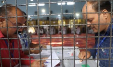 देश भर में वोटों की गिनती के लिए 1224 केंद्र, 22 लाख से ज्यादा अधिकारी और कर्मचारी मतगणना में जुटे