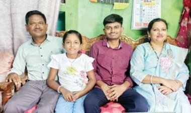 पहले ही प्रयास में नीट में केशकाल के वर्षित ने लहराया परचम