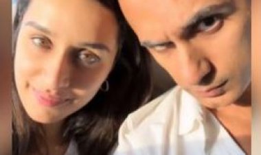 श्रद्धा कपूर ने राहुल मोदी संग शेयर की फोटो, रोमांटिक अंदाज में किया प्यार का इजहार