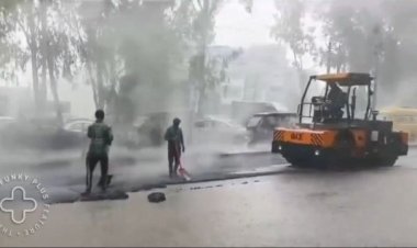 ये BJP की नई टेक्नोलॉजी है रे बाबा! भारी बारिश के बीच हरियाणा में बनाई जा रही नई सड़क?