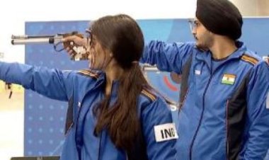 मनु और सरबजोत मिश्रित टीम कांस्य पदक के मुकाबले में, रमिता बाहर