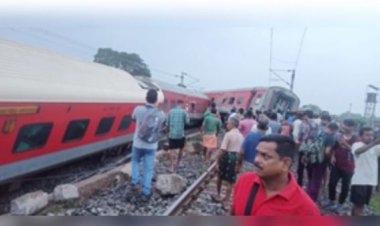 झारखंड रेल हादसा : दूसरे दिन हावड़ा-मुंबई रेलवे लाइन पर 44 ट्रेनें रद्द, ट्रैक मरम्मत का काम जारी