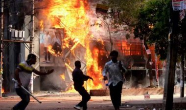 Bangladesh Violence: बांग्लादेश में हिंदू मंदिरों और घरों में तोड़फोड़, 100 लोगों की हत्या, पीएम हसीना बोलीं- ये छात्र नहीं, आतंकवादी हैं