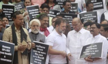 हेल्थ इंश्योरेंस पर जीएसटी के मामले को लेकर एकजुट हुए विपक्षी सांसद