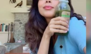 मल्लिका शेरावत के लिए उम्र महज एक संख्या, इस ड्रिंक से खुद को रखती हैं फिट