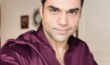 पटना में भाजपा ने निकाली तिरंगा यात्रा, वीर सपूतों को दी श्रद्धांजलि