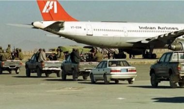 अमेरिका : पेनसिल्वेनिया में ट्रंप की रैली में गिरफ्तार व्यक्ति मंच पर बैनर टांगना चाहता था