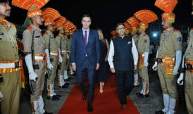 स्पेन के राष्ट्रपति पेड्रो सांचेज पीएम मोदी से मुलाकात करने वडोदरा पहुंचे