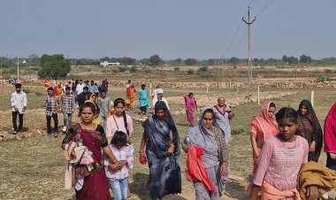 पन्ना में पृथ्वी परिक्रमा में शामिल हुए हजारों श्रद्धालु:महामति श्री प्राणनाथ ने 400 साल पहले शुरू की थी अनूठी परंपरा