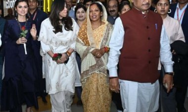 मुख्यमंत्री ने सपरिवार देखी द साबरमती रिपोर्ट फिल्म...22 साल पहले गुजरात के गोधरा में हुए ट्रेन हादसे की सच्चाई.