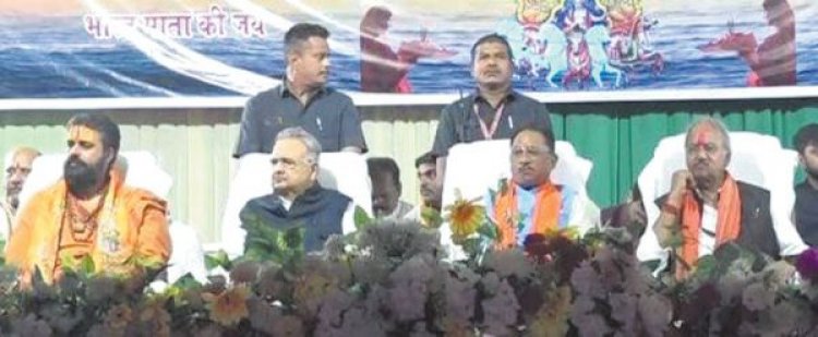 सनातनियों तुम्हारे दुश्मन हम 5, हमारे 45, सब हाथ में एके-47 लेकर खड़े हैं- राजीव लोचन