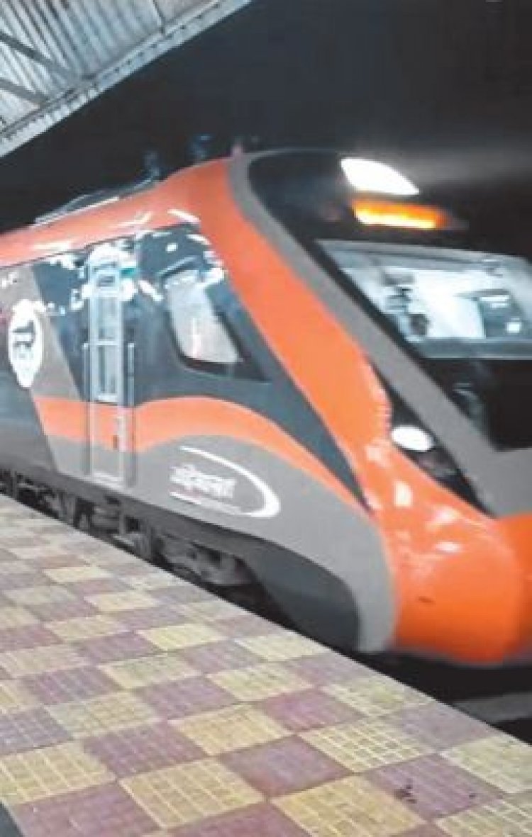 पटरी पर बड़ा पत्थर रख वंदेभारत को गिराने की साजिश थी