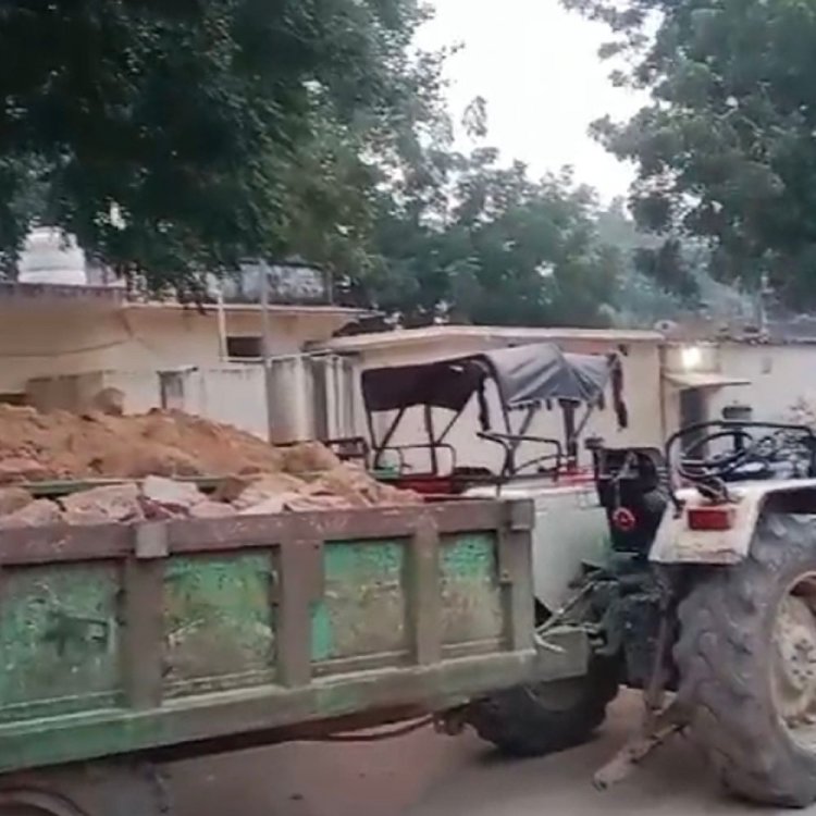 मिट्‌टी-अवैध पत्थरों का परिवहन करते दो ट्रैक्टर-ट्रॉली जब्त:भागने लगा, तो पीछा कर पकड़े, विजय ट्रैफिक पुलिस ने की कार्रवाई