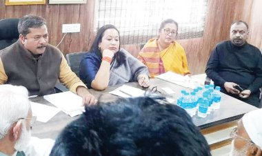 प्रभारी सचिव की वार्ड प्रत्याशियों का पैनल दो दिन के भीतर तय करने हिदायत