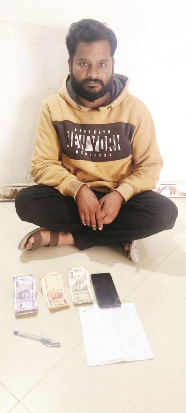 सट्टा पर्ची सहित आरोपी गिरफ्तार