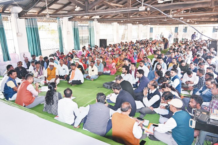 कमार आवासीय विद्यालय नगरी में अटल टिंकरिंग लैब, स्मार्ट क्लास रूम के लिए 10.20 लाख