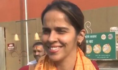 महाकुंभ पहुंची साइना नेहवाल, बोलीं- उत्तर प्रदेश सरकार को इतनी मेहनत और व्यवस्था के लिए सलाम