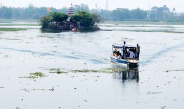 दलपत सागर के बीच टापू पर भूपालेश्वर महादेव मंदिर