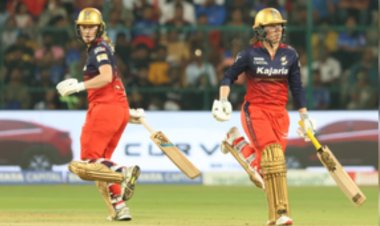 शुरुआती विकेटों ने आरसीबी को ऐसी स्थिति में पहुंचा दिया, जिससे वे बाहर नहीं निकल पाए' : अंजुम चोपड़ा