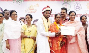 150 जोड़े बंधे परिणय सूत्र में  विधायक लता उसेंडी ने दिया आशीर्वाद