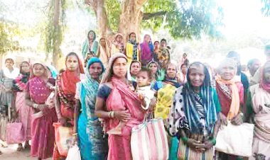 तीन माह से नहीं मिल रहा राशन