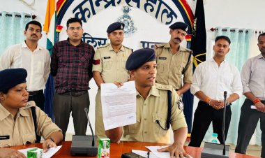 पन्ना में साइबर ठगी मामले में 3 आरोपी गिरफ्तार:गरीबों के नाम पर 40 फर्जी बैंक खाते खोलकर 2 करोड़ की धोखाधड़ी