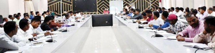 चुनाव के लिए प्रशिक्षण