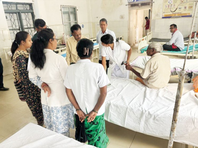 सौ बिस्तरीय अस्पताल रामानुजगंज का निरीक्षण