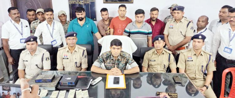 इनकम टैक्स अफसर बनकर लूट, 5 आरोपी गिरफ्तार