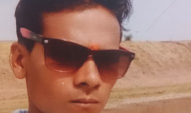 उर्स से लौट रहे परिवार की ऑटो पलटी:युवक की मौत, मां-चाची घायल; साइकिल सवार को बचाने में हुआ हादसा