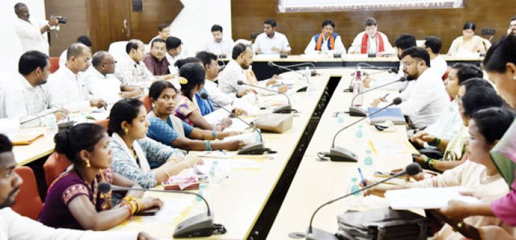 जनकल्याणकारी कार्यों के लिए डीएमएफटी मद का किया जाए उपयोग - सांसद