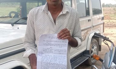 सीधी में उधारी से मना किया तो दुकान तोड़ी:रात में सामान भी चुरा ले गए, गांव के ही दो युवको पर चोरी और तोड़फोड़ का आरोप