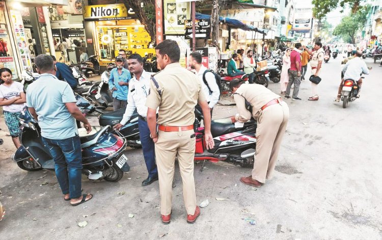 यातायात उल्लंघन,  660 वाहनों से पौने चार लाख जुर्माना