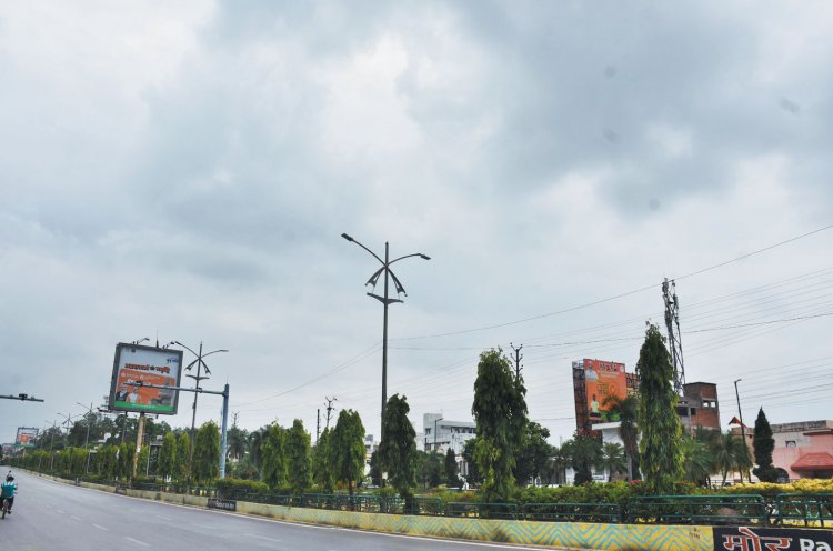 दो द्रोणिका और चक्रवात के बीच फंसा छत्तीसगढ़, कल हो सकती है तेज बारिश