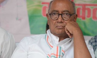 साध्वी को बरी किए जाने के बाद बदले दिग्विजय के तेवर, ‘हिंदू आतंकवाद’ पर नरम रुख