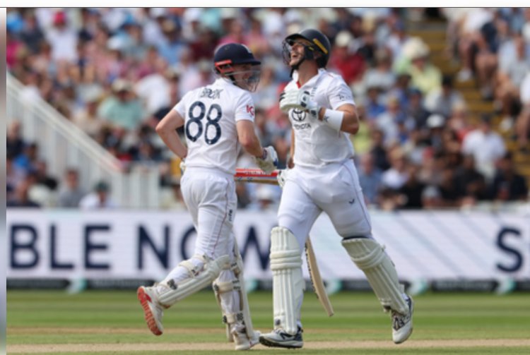 हैरी ब्रूक और जेमी स्मिथ की बल्लेबाजी बेमिसाल थी : जोनाथन ट्रॉट