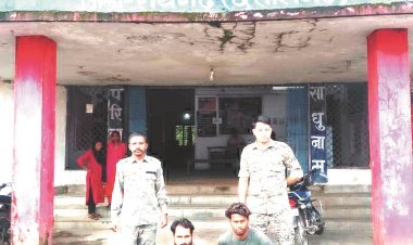 लूटपाट : दो शातिर बदमाश गिरफ्तार, बाइक बरामद