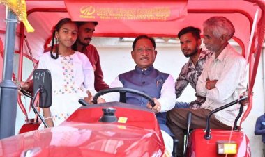 मुख्यमंत्री श्री विष्णु देव साय ने जीएसटी बचत उत्सव.