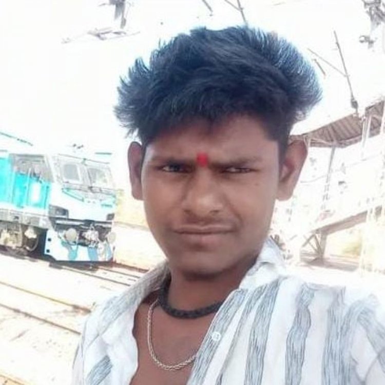 बड़वानी के डेब नदी में डूबने से युवक की मौत:नहाते समय गहरे पानी में गया, 16 घंटे बाद मिला शव