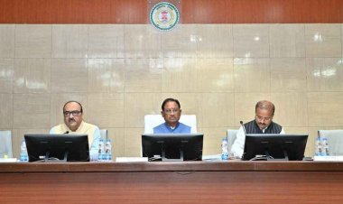 मुख्यमंत्री श्री विष्णु देव साय ने कलेक्टर्स कॉन्फ्रेंस में दिखाई सख्ती.