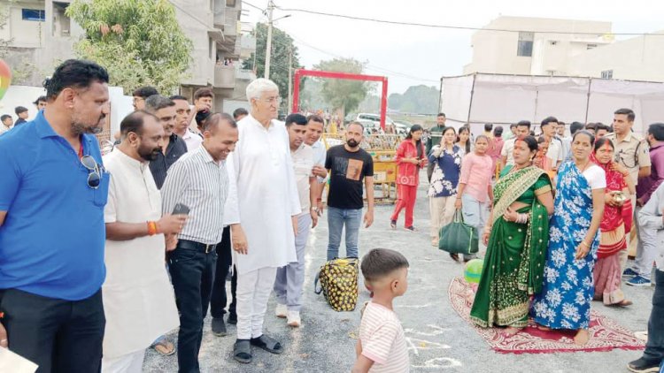 घाट बंधान के लिए छठ घाटों में उमड़े श्रद्धालु, हुआ खीर भोजन