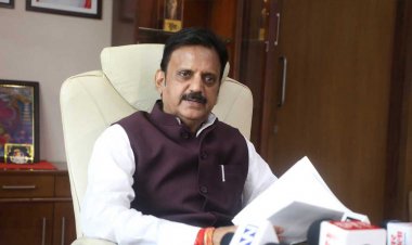 उप मुख्यमंत्री  शुक्ल ने चिकित्सा महाविद्यालयों के निर्माण कार्यों की समीक्षा की