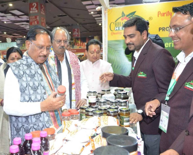 अंतरराष्ट्रीय व्यापार मेले में मुख्यमंत्री श्री विष्णुदेव साय ने छत्तीसगढ़ पेवेलियन का किया अवलोकन.