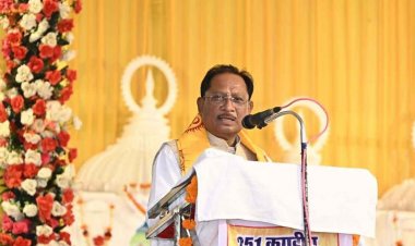 गायत्री मंत्र मानव जीवन को ऊर्जावान और संस्कारित बनाते हैं: मुख्यमंत्री श्री विष्णु देव साय.