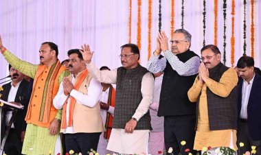 मुख्यमंत्री श्री विष्णुदेव साय ने मेडिकल कॉलेज निर्माण स्थल पर शिला-स्थापना.