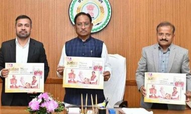 मुख्यमंत्री श्री विष्णु देव साय ने छत्तीसगढ़ विद्युत मंडल की ‘ऊर्जावान छत्तीसगढ़’ कॉफी टेबल बुक का किया विमोचन.