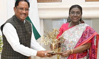 मुख्यमंत्री विष्णुदेव साय ने राष्ट्रपति द्रौपदी मुर्मु से की सौजन्य मुलाकात, ‘बस्तर पंडुम 2026’ में किया आमंत्रित.