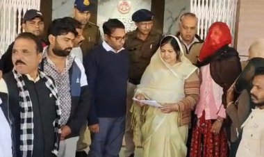 नीमच के चिंताखेड़ा में ट्रेचिंग ग्राउंड का विरोध:स्कूल के पास कचरा डालने पर उग्र आंदोलन और भूख हड़ताल की चेतावनी दी