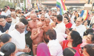 दिगंबर जैन आचार्य मुनि सागर का नगर प्रवेश